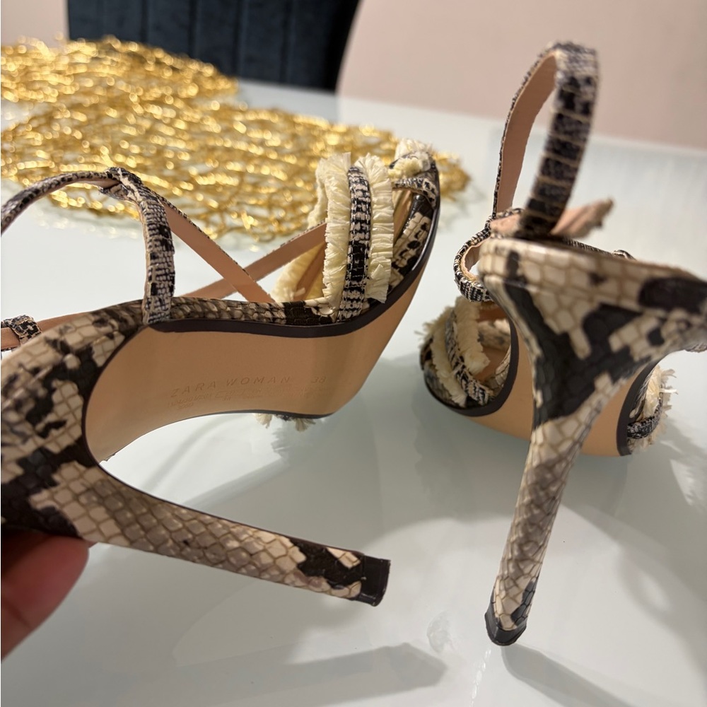 Zara Snakeskin Strappy Heels - Cream and Black - Picture 14 of 15